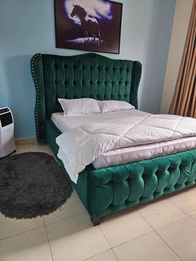 Rare Apt- 1Br In Bukoto With Netflix, Wifi, And Free Parking Καμπάλα