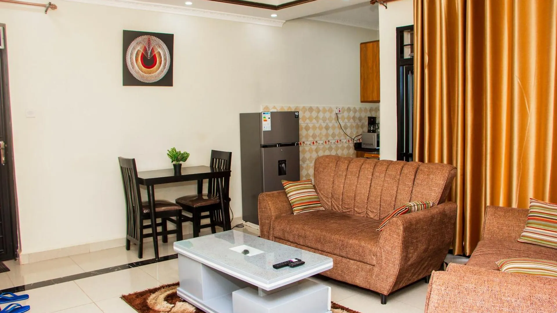 Rare Apt- 1Br In Bukoto With Netflix, Wifi, And Free Parking Καμπάλα Διαμέρισμα