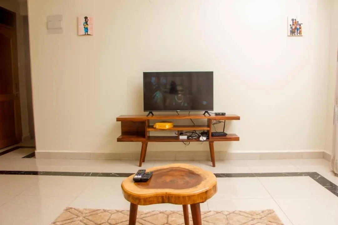 Διαμέρισμα Rare Apt- 1Br In Bukoto With Netflix, Wifi, And Free Parking Καμπάλα