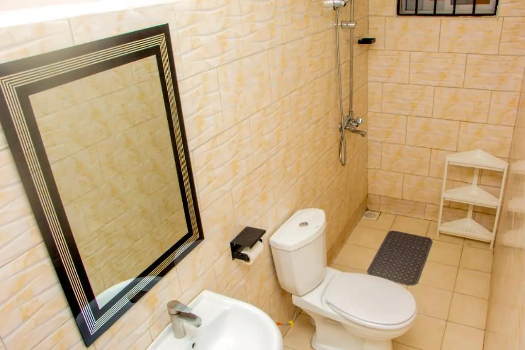 Διαμέρισμα Rare Apt- 1Br In Bukoto With Netflix, Wifi, And Free Parking Καμπάλα